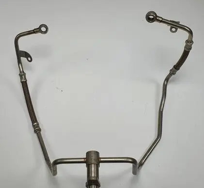 BMW 5 F10 F11 Oil cooling pipe 7634679