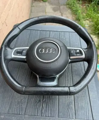 Audi TT TTS Mk2 Steering wheel