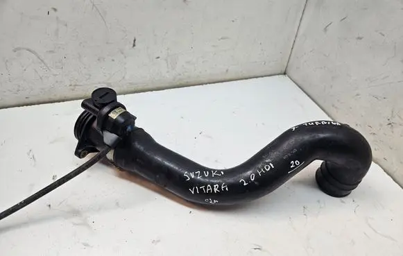 Suzuki Grand Vitara II Turbo air intake inlet pipe/hose 