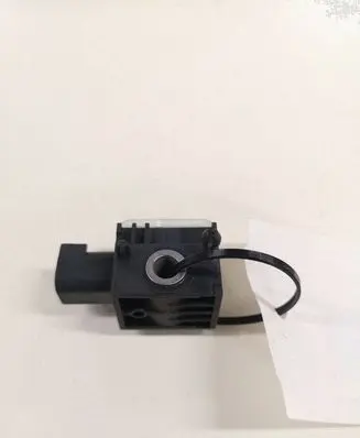 Hyundai Santa Fe Airbag deployment crash/impact sensor 959202B000