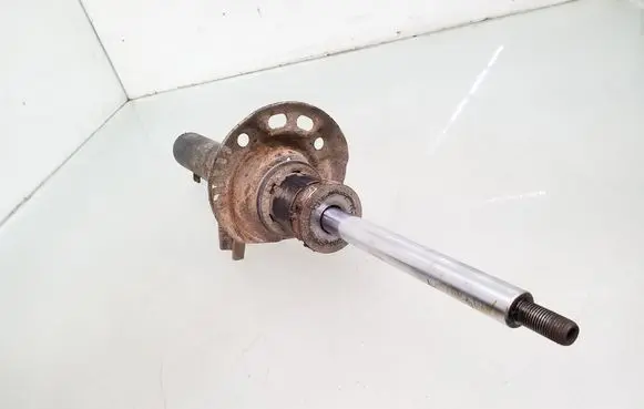 Skoda Octavia Mk2 (1Z) Front shock absorber/damper