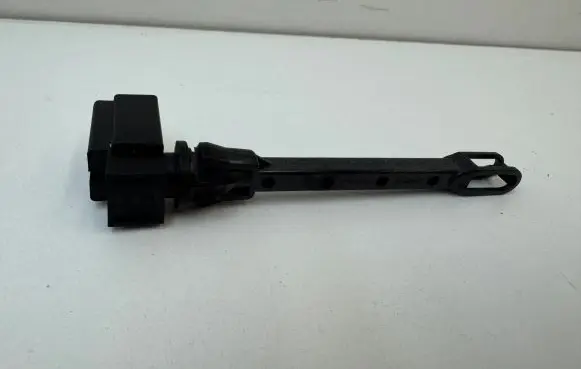 Peugeot 5008 II Sensor MR1135802390