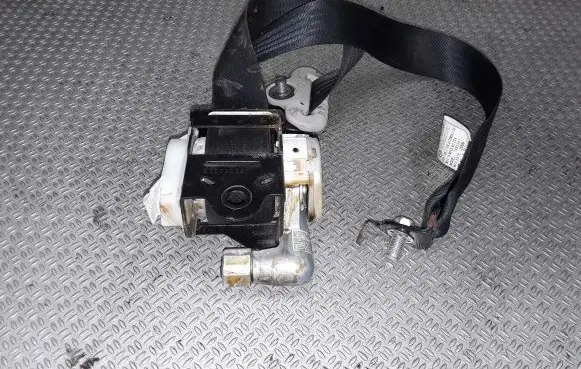 Mazda 5 Front seatbelt BGD530221