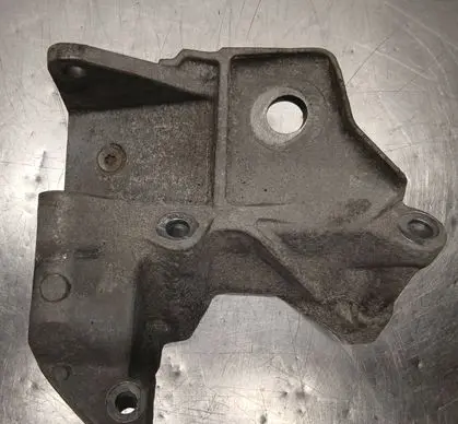 Volvo S40 Engine mounting bracket 30681951 6G926F030