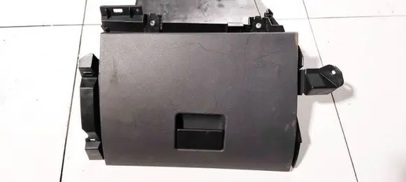 Ford Focus C-MAX Glove box 3m51r06008aaw 3m51-r06008-aaw
