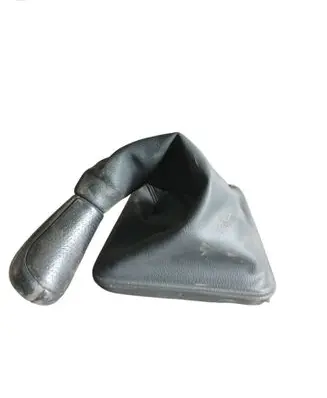 Subaru Forester SG Gear lever shifter trim leather/knob 