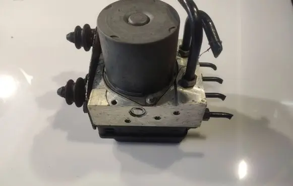 Audi A4 S4 B8 8K ABS Pump 8K0907379AE 8345L0500