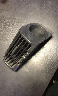 BMW 5 E34 Dashboard side air vent grill/cover trim 1384087
