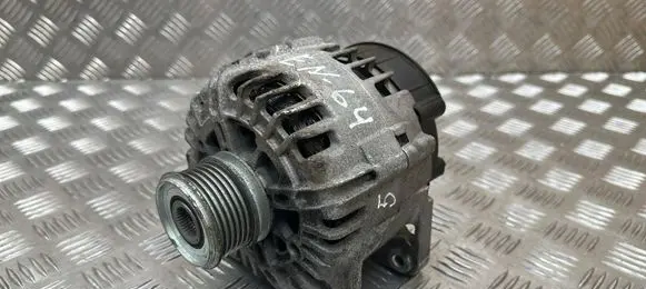 Renault Megane III Generator/alternator 0103064 P0C41988 230707