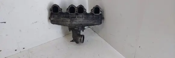 Volkswagen Transporter - Caravelle T4 Intake manifold 028129713E