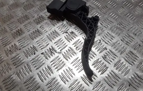 Seat Ibiza III (6L) Accelerator throttle pedal 6Q1621503D 0231002378