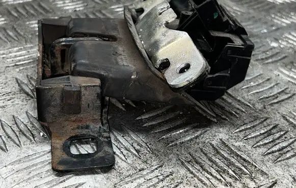 Ford Fiesta Tailgate lock latch 