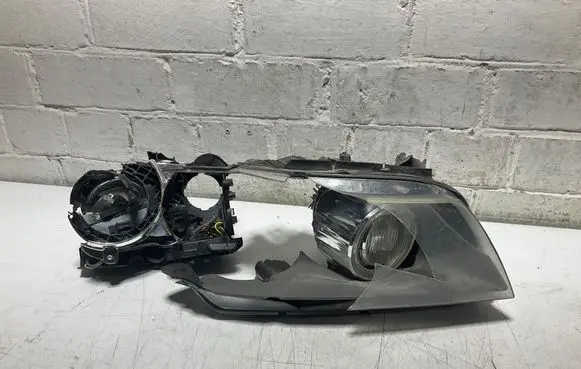 BMW 3 E90 E91 Headlight/headlamp 7202594 6658200000