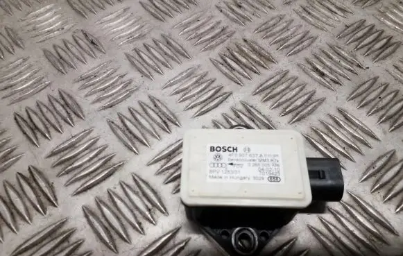 Audi A6 S6 C6 4F ESP acceleration yaw rate sensor 4F0907637A