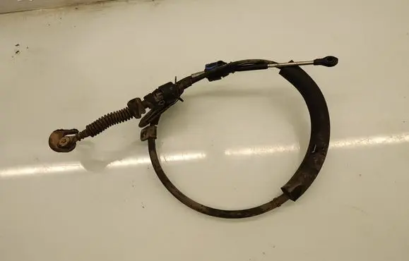 Mitsubishi Pajero Gear shift cable linkage 