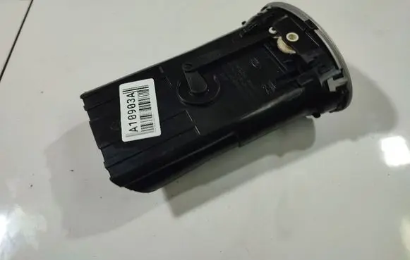 Ford Focus Dash center air vent grill GN61A014L21HD