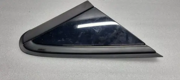 Mercedes-Benz B W246 W242 Fender end trim A2466900287