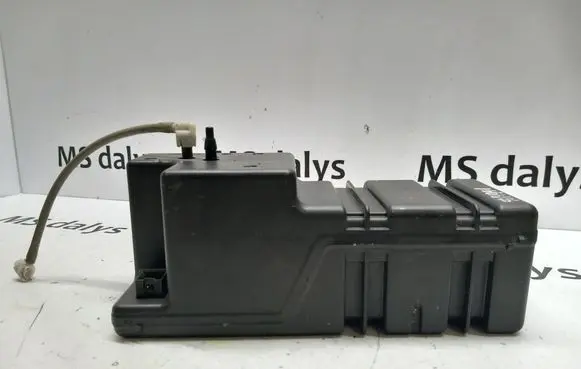 Mercedes-Benz E W211 Vacuum pump A2118000148 2118000148 0132006367