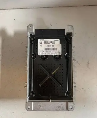 Maserati Quattroporte Sound amplifier 190939 447010Q3
