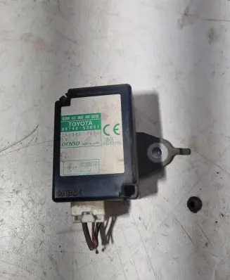 Lexus IS 220D-250-350 Door control unit/module 8974053051 2513003870
