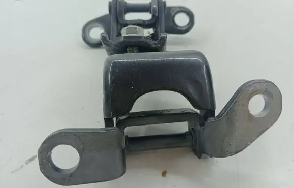Rear door hinge set