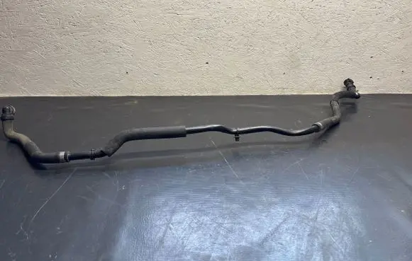Peugeot 3008 II Engine coolant pipe/hose