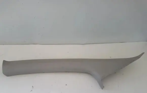Ford Focus (A) pillar trim