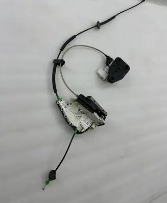 Tesla Model X Front door lock 111206400B 4062127502 AP119190A01711