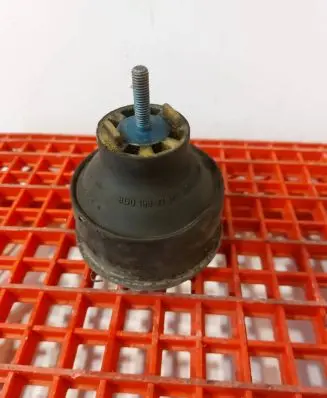 Audi A4 S4 B5 8D Engine mount bracket 8D0199379AC