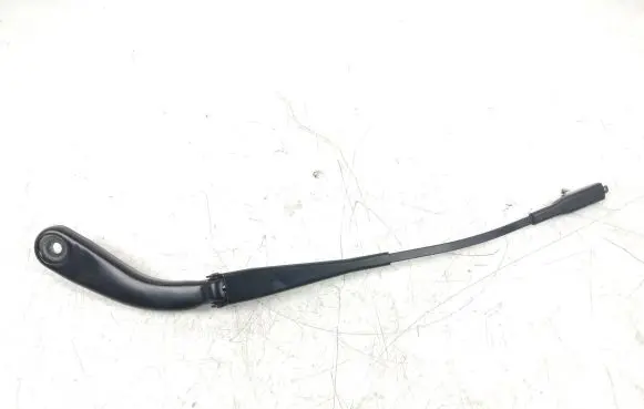 BMW M3 F80 Front wiper blade arm 7260469