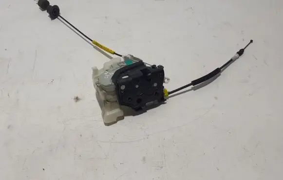 Audi Q5 SQ5 Front door lock 8J1837015F