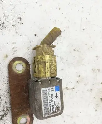 Suzuki Grand Vitara II Airbag deployment crash/impact sensor 3893065J00
