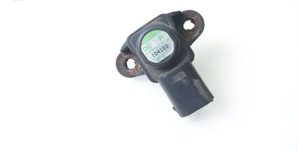 Mercedes-Benz Sprinter W906 Air pressure sensor A0051535028