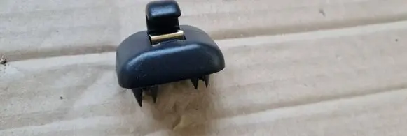 Sun visor clip/hook/bracket
