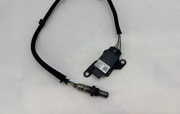 Opel Combo E Lambda probe sensor 9830288780