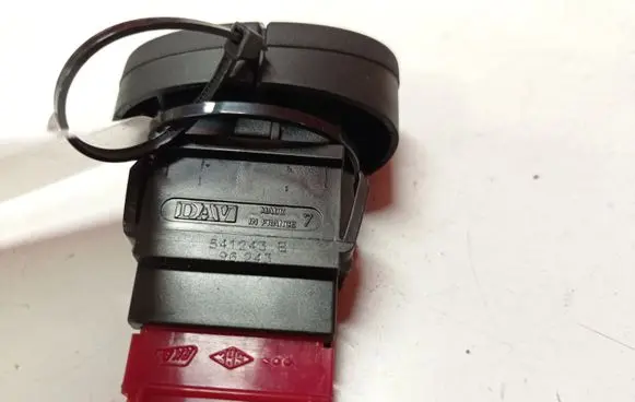 Renault Megane I Windscreen/window heater switch