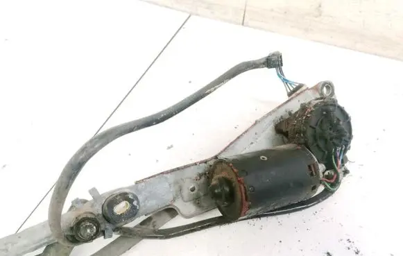 Citroen Xsara Wiper motor 0390241356