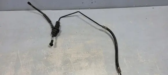 Clutch slave cylinder