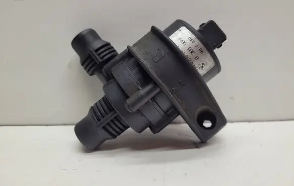 BMW 5 E39 Electric auxiliary coolant/water pump 7020781012