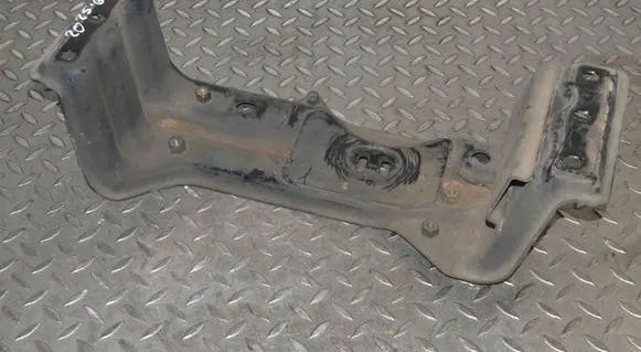 Jeep Grand Cherokee (WK) Gearbox mounting bracket 