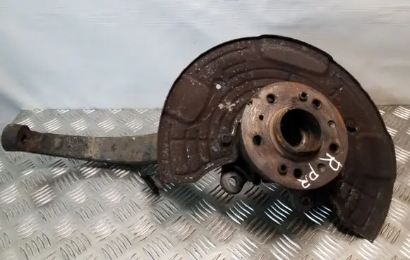 Mercedes-Benz ML W164 Front wheel hub 06064302