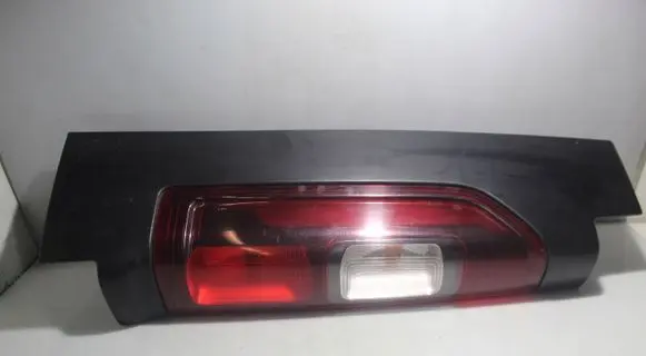 Opel Vivaro Rear/tail lights