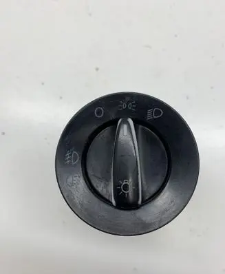 Volkswagen PASSAT B5.5 Light switch 1C0941531A