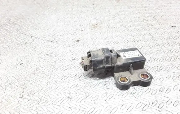 Mitsubishi Pajero Airbag deployment crash/impact sensor MR475078
