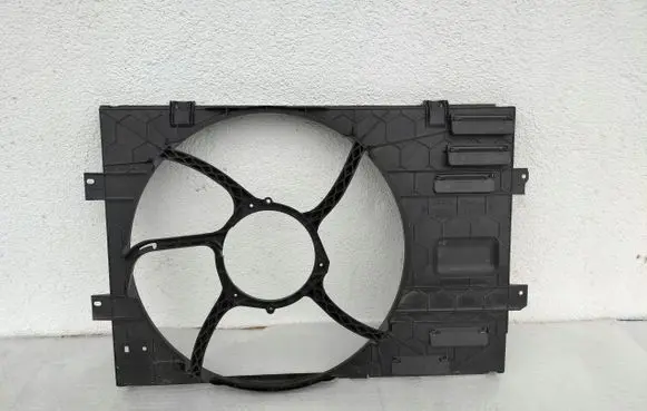 Volkswagen Transporter - Caravelle T5 Radiator cooling fan shroud 5905261757401