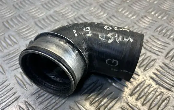 Ford Galaxy Intercooler hose/pipe VRT7M3