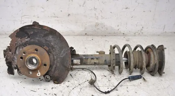 Mini One - Cooper Clubman R55 Front wheel hub spindle knuckle