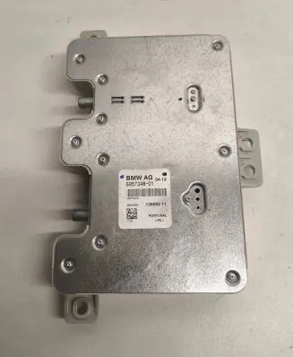 BMW 6 F12 F13 Aerial antenna amplifier 6957348 13600211