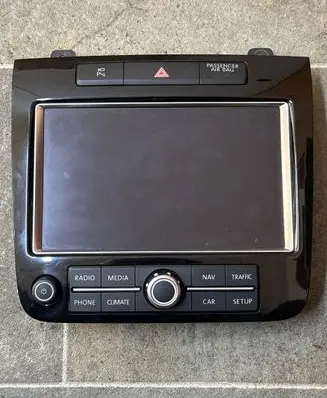 Volkswagen Touareg II Screen/display/small screen 7P6919603