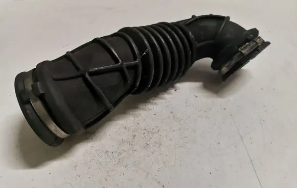 Buick Encore I Air intake duct part 1052087